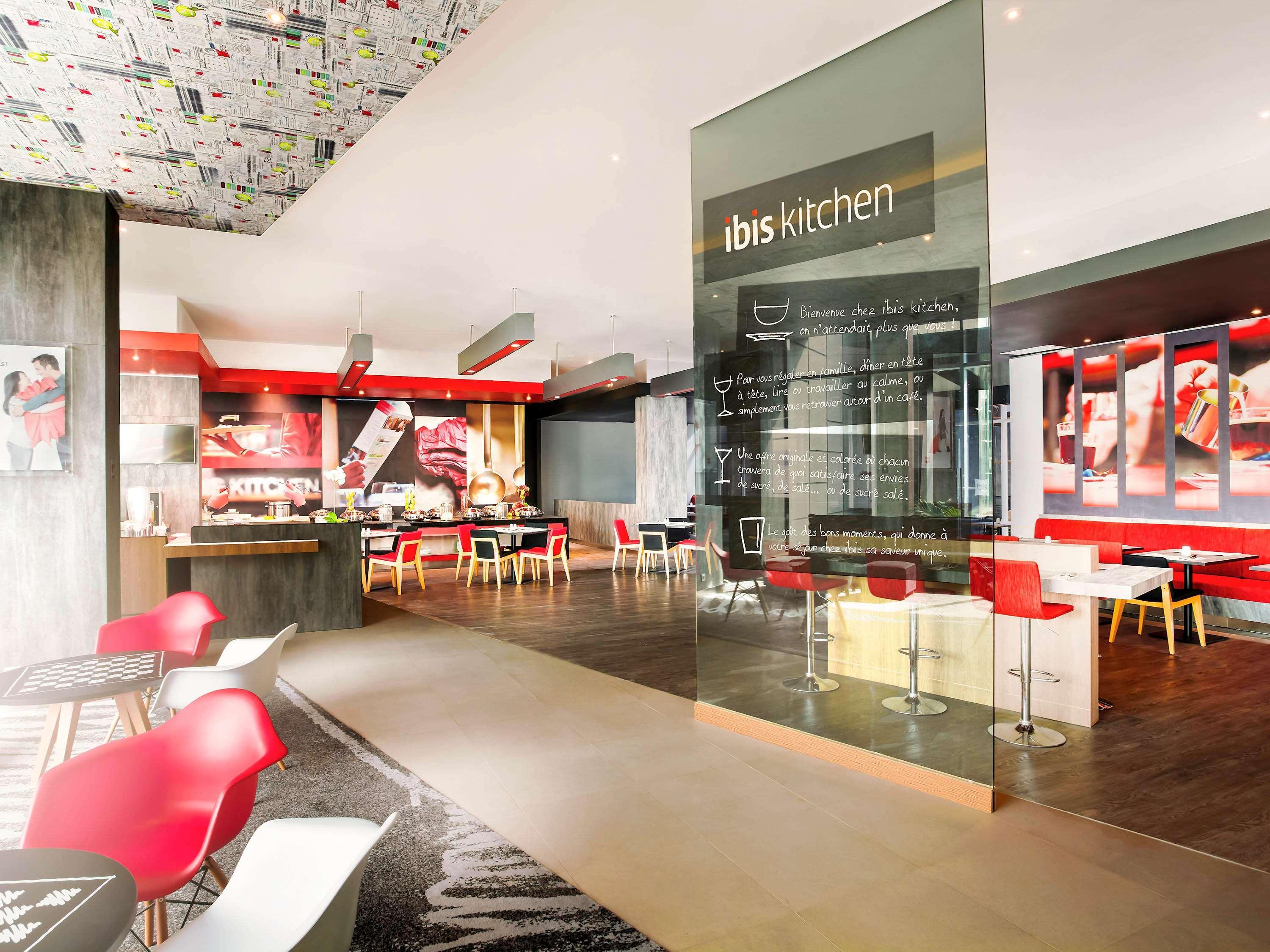 Ibis Makassar City Center Eksteriør billede