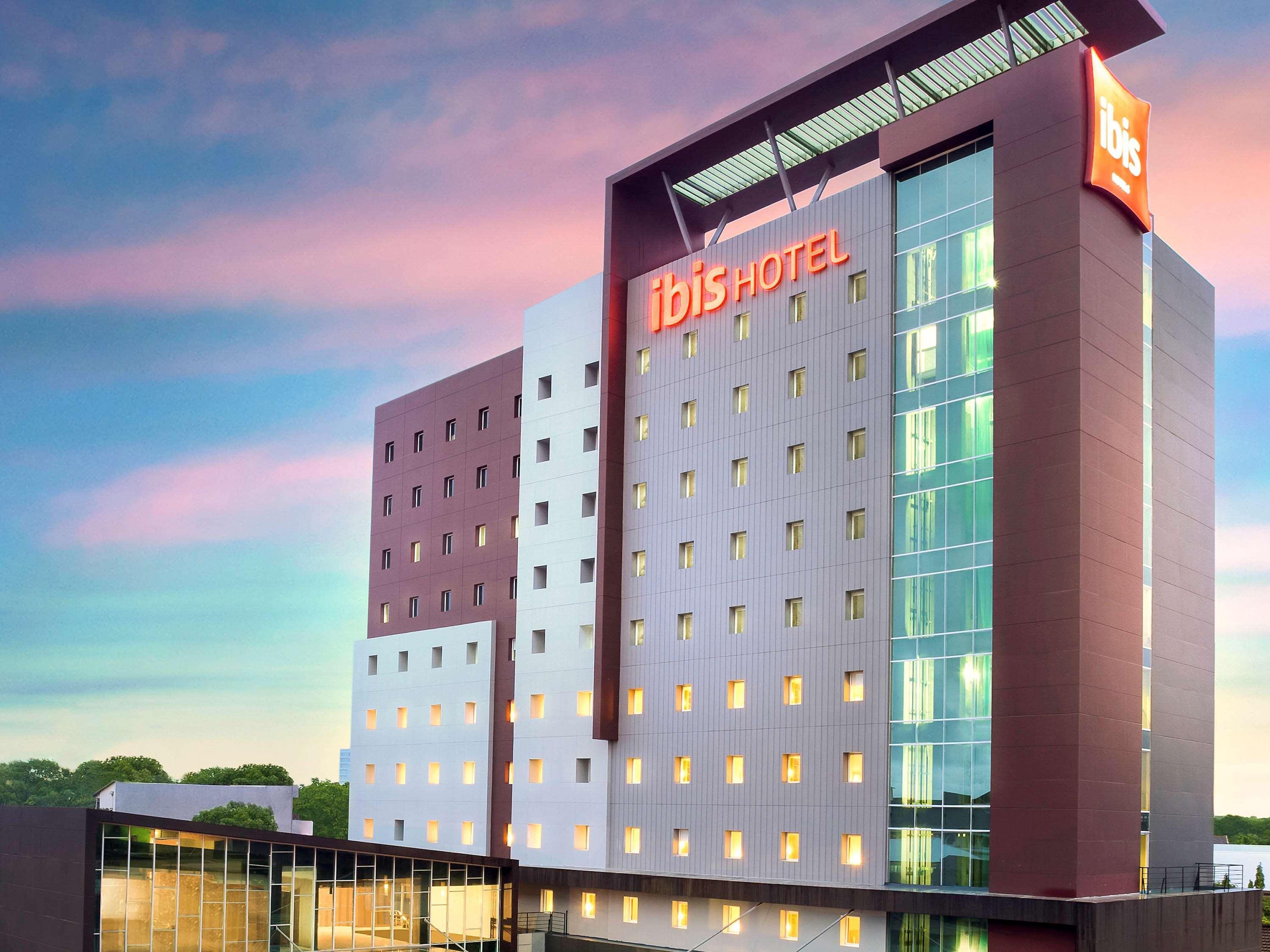 Ibis Makassar City Center Eksteriør billede