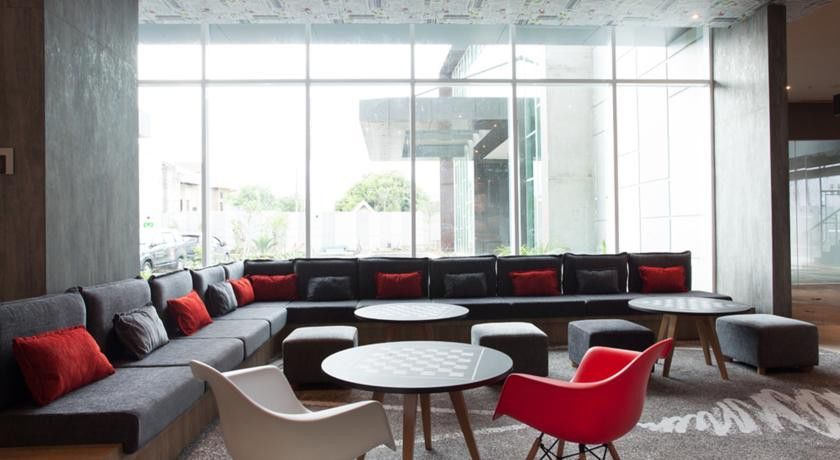 Ibis Makassar City Center Eksteriør billede