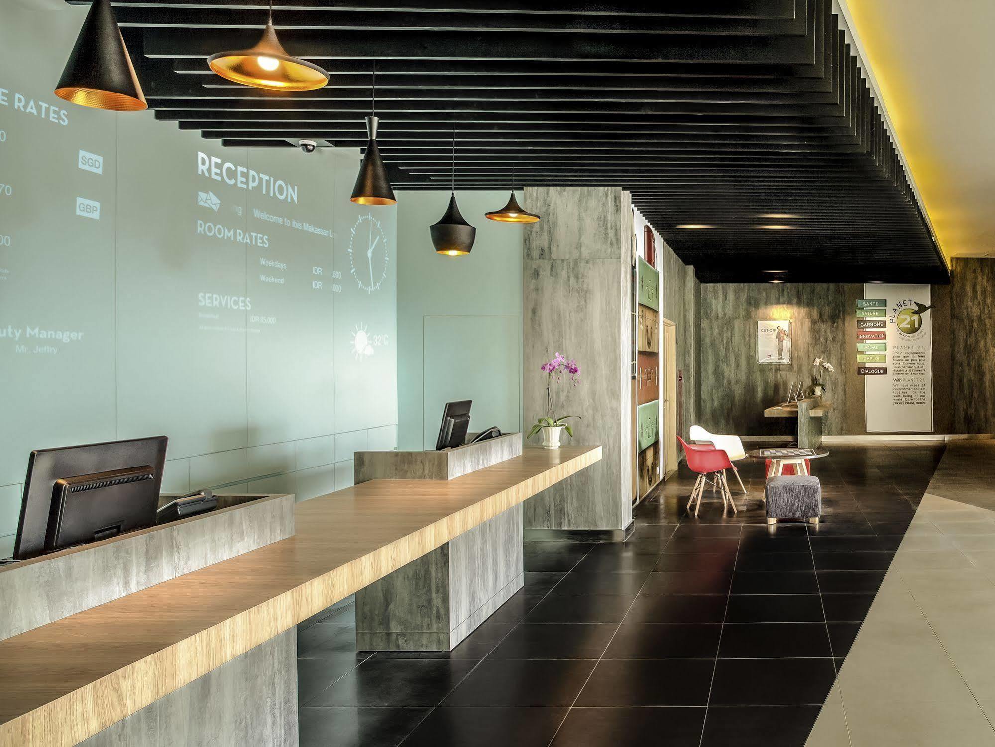 Ibis Makassar City Center Eksteriør billede